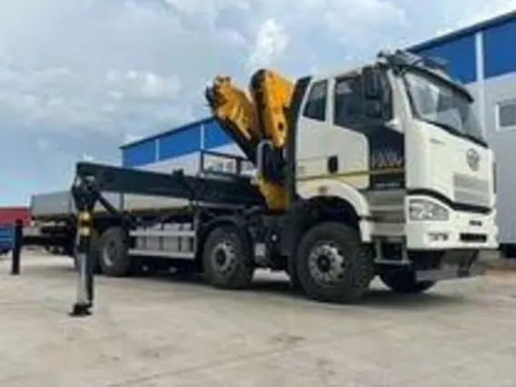 Бортовой грузовик FAW CA3310 с КМУ XCMG, 2025 2025 года новый фото 3