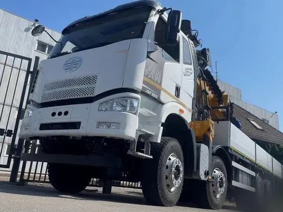 Манипулятор-самопогрузчик FAW CA3310 XCMG SQS200-6 2026 года новый фото 2