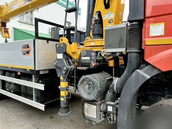 Бортовой грузовик FAW J6P XCMG SQS350-5 2026 года новый фото 3