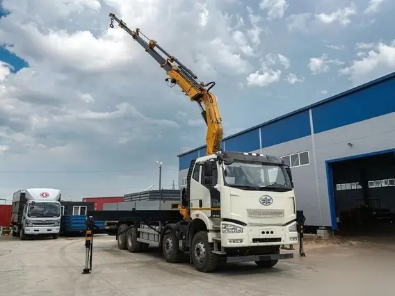 Манипулятор-самопогрузчик FAW CA3310 XCMG SQZ330-6 2026 года новый фото 4