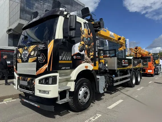 Манипулятор-самопогрузчик FAW J6P XCMG SQS350RU-5 2026 года новый