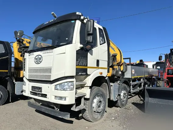 Манипулятор-самопогрузчик FAW CA3310 XCMG SQZ460-6 2026 года новый