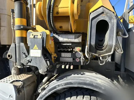 Манипулятор-самопогрузчик FAW CA3310 XCMG SQZ460-6 2026 года новый фото 14