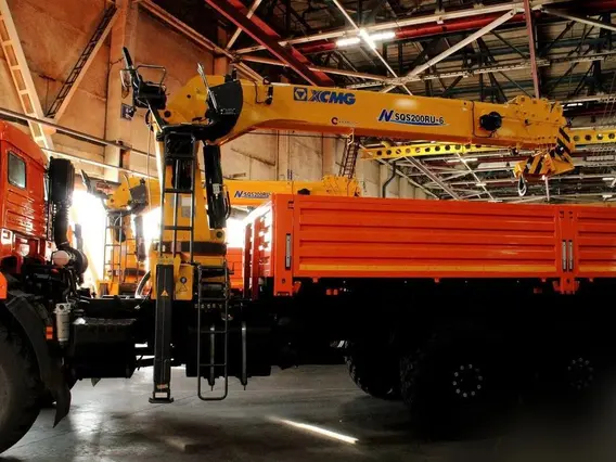 Бортовой грузовик Камаз 43118-50 XCMG SQS200RU-6 2025 года новый фото 13