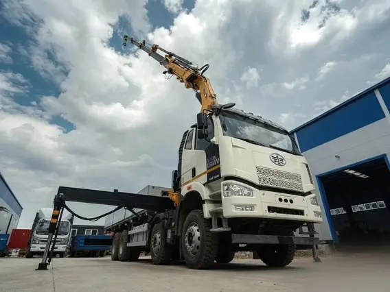 Бортовой грузовик FAW CA3310 XCMG SQZ330-6 2026 года новый фото 5