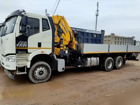 Манипулятор-самопогрузчик FAW J6P XCMG SQZ330-6 2026 года новый