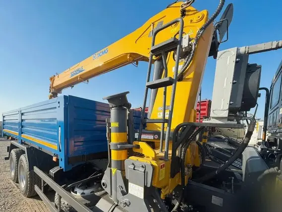 Бортовой грузовик Камаз 65117 XCMG SQS250 2026 года новый фото 2