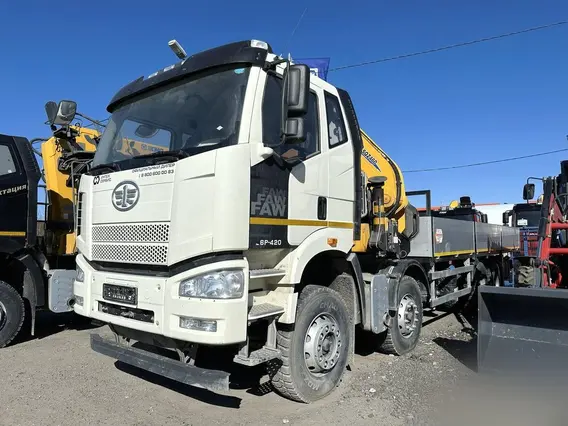 Манипулятор-самопогрузчик FAW CA3310 XCMG SQZ460-6 2026 года новый