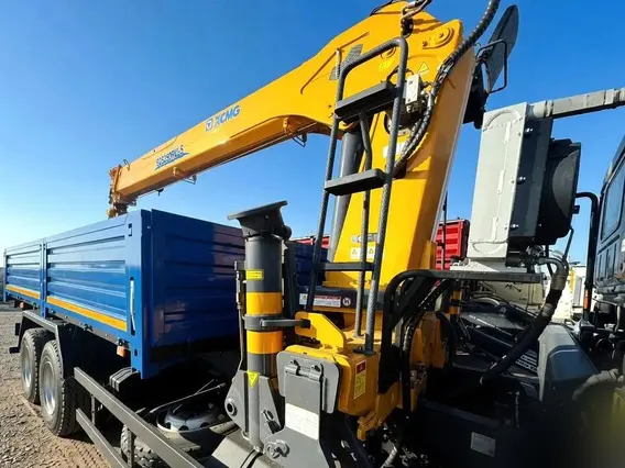 Манипулятор-самопогрузчик Камаз 65117 XCMG SQS250RU-5 2026 года новый фото 2