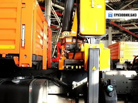 Бортовой грузовик Камаз 43118-50 XCMG SQS200RU-6 2025 года новый фото 5