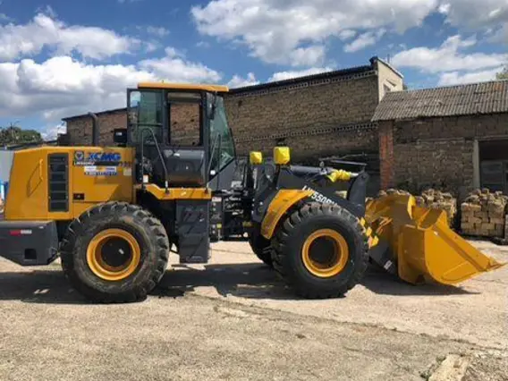 Фронтальный погрузчик XCMG LW550RU 2026 года новый фото 2