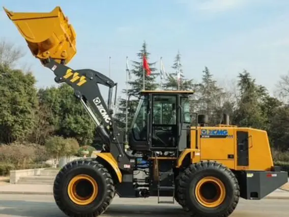 Фронтальный погрузчик XCMG XC956 2025 года новый