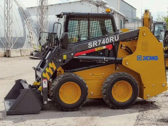 Мини-погрузчик XCMG SR740RU 2025 года новый
