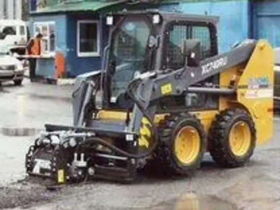 Мини-погрузчик XCMG SR740RU 2025 года новый фото 2