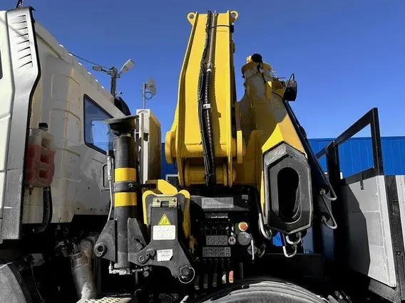 Бортовой грузовик FAW CA3310 XCMG SQZ460-6 2025 года новый фото 3