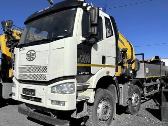 Бортовой грузовик FAW CA3310 XCMG SQZ460-6 2025 года новый фото 7