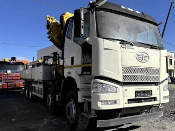 Бортовой грузовик FAW CA3310 XCMG SQZ460-6 2025 года новый фото 9