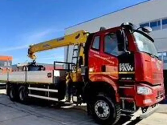 Бортовой грузовик FAW J6P CA3250 XCMG SQS300RU-5 2025 года новый