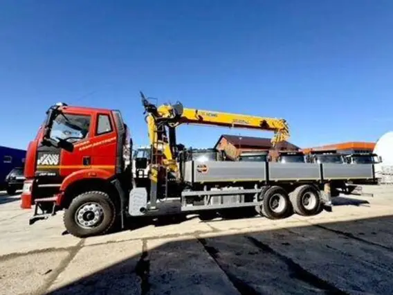 Бортовой грузовик FAW J6P CA3250 XCMG SQS300RU-5 2025 года новый фото 4