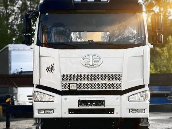 Бортовой грузовик FAW CA3310 XCMG SQS350-5 2026 года новый фото 4