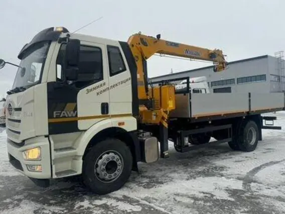 Бортовой грузовик FAW J6L с КМУ XCMG, 2025 2026 года б/у