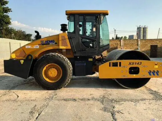 Дорожный каток XCMG XS143, 2025 2026 года б/у