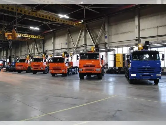 Бортовой грузовик КАМАЗ 43118-3027-48 (А5) с КМУ XCMG, 2025 2025 года новый фото 5