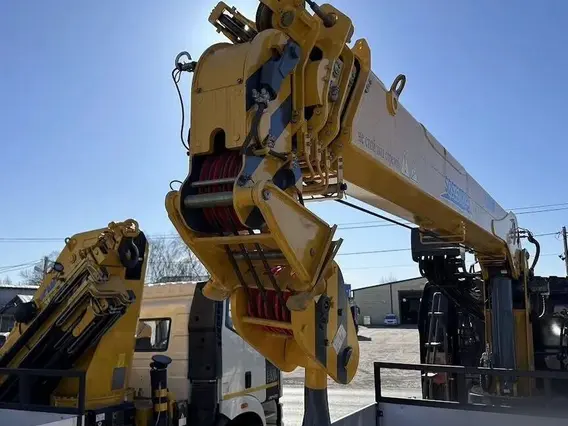 Бортовой грузовик FAW 3250 с КМУ XCMG, 2025 2025 года новый фото 12