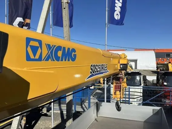Бортовой грузовик FAW 3250 с КМУ XCMG, 2025 2025 года новый фото 9