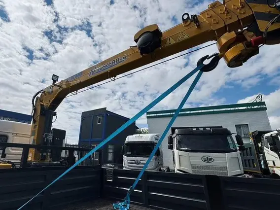 Бортовой грузовик КАМАЗ 4308-69 (G5) с КМУ XCMG, 2025 2025 года новый фото 12