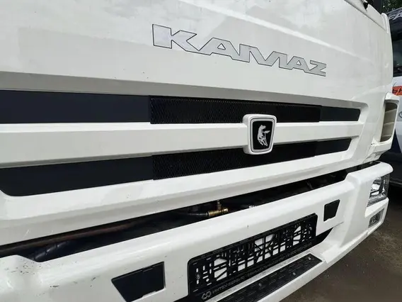 Бортовой грузовик КАМАЗ 4308-69 (G5) с КМУ XCMG, 2025 2025 года новый фото 3