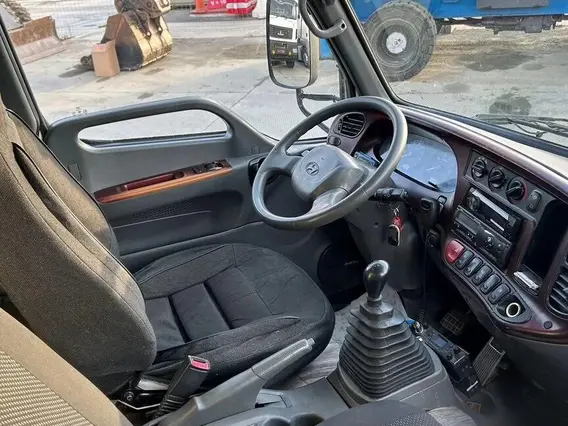 Изотермический фургон Hyundai HD78 2017 года б/у фото 15