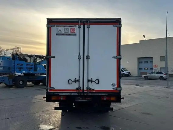 Изотермический фургон Hyundai HD78 2017 года б/у фото 6