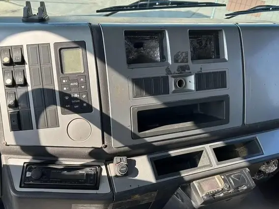Самосвал Shacman SX3316DT366 2014 года б/у фото 20