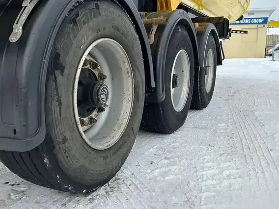 Самосвальный полуприцеп РИАТ 924900 2022 года б/у фото 12