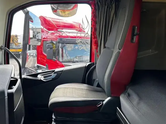 Седельный тягач Volvo FH 2017 года б/у фото 24