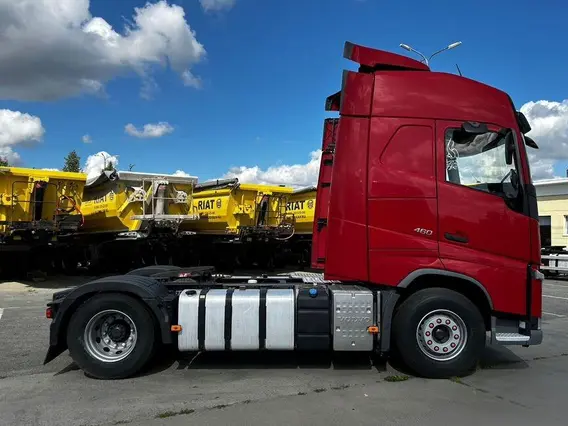 Седельный тягач Volvo FH 2017 года б/у фото 4
