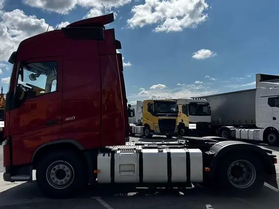 Седельный тягач Volvo FH 2017 года б/у фото 8