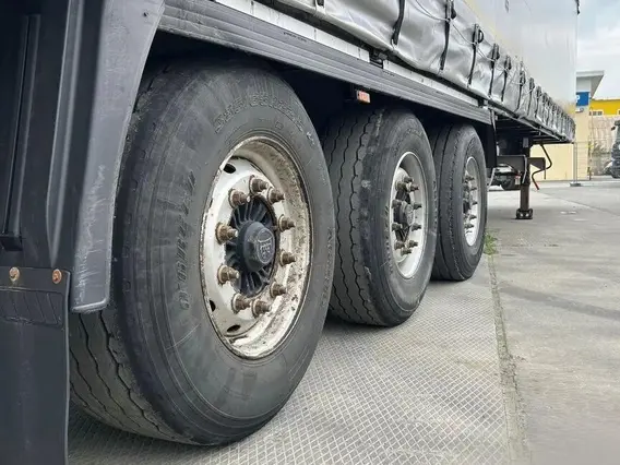 Полуприцеп шторный Krone SD 2021 года б/у фото 13