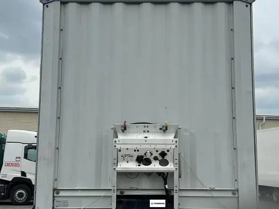 Полуприцеп шторный Krone SD 2021 года б/у фото 2