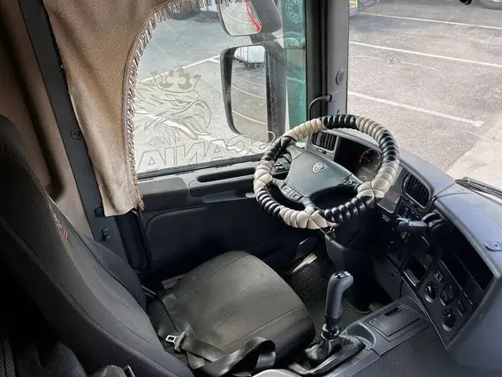 Седельный тягач Scania P 2012 года б/у фото 13