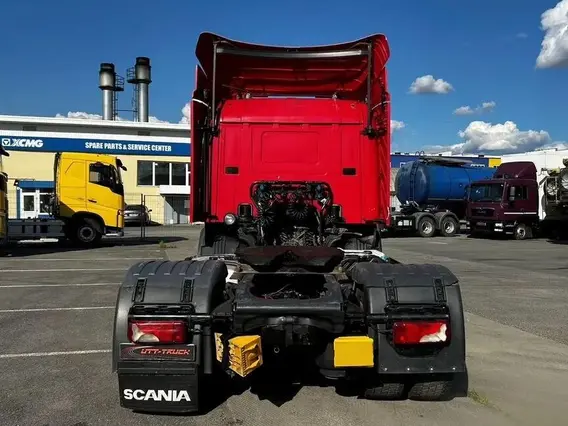 Седельный тягач Scania P 2012 года б/у фото 6