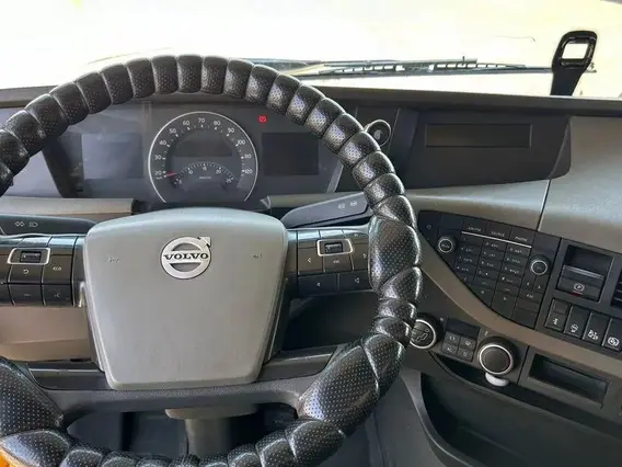 Седельный тягач Volvo FH 2019 года б/у фото 18