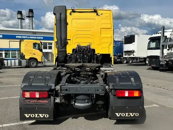 Седельный тягач Volvo FH 2019 года б/у фото 6