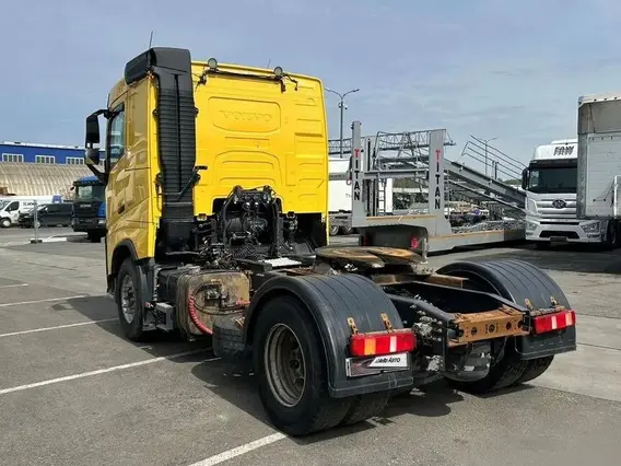 Седельный тягач Volvo FH 2018 года б/у фото 7