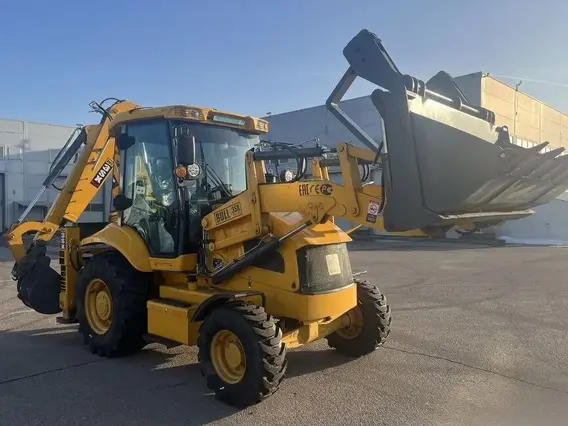 Экскаватор-погрузчик Bull 3SX Plus 2023 года новый
