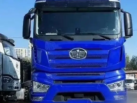 Седельный тягач FAW J7 2024 года новый фото 3