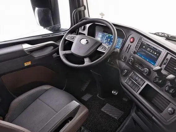 Седельный тягач FAW J7 2024 года новый фото 10