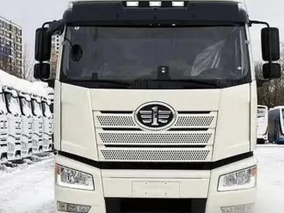 Седельный тягач FAW J6P 2024 года новый фото 3