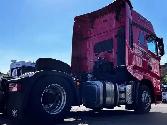 Седельный тягач FAW J7 2024 года новый фото 5